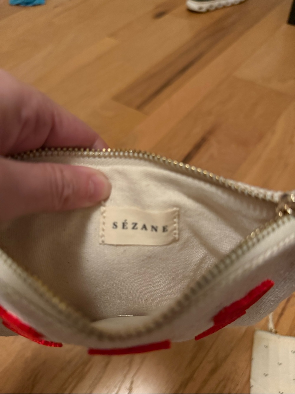 Sézane Cream Cosmetic Pouch with Red Heart Appliqués - Picture 5 of 6